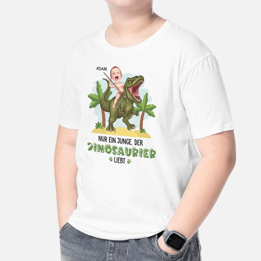2689AGE2 nur ein junge der dinosaurier liebt personalisietes t shirt fur junge