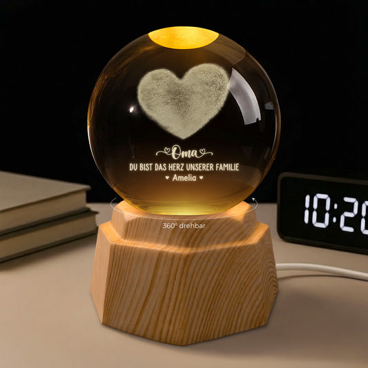 8059LGE2 mama du bist das herz unserer familie personalisiertes geschenk 3d kristallkugel mamapapa 8059l6pma