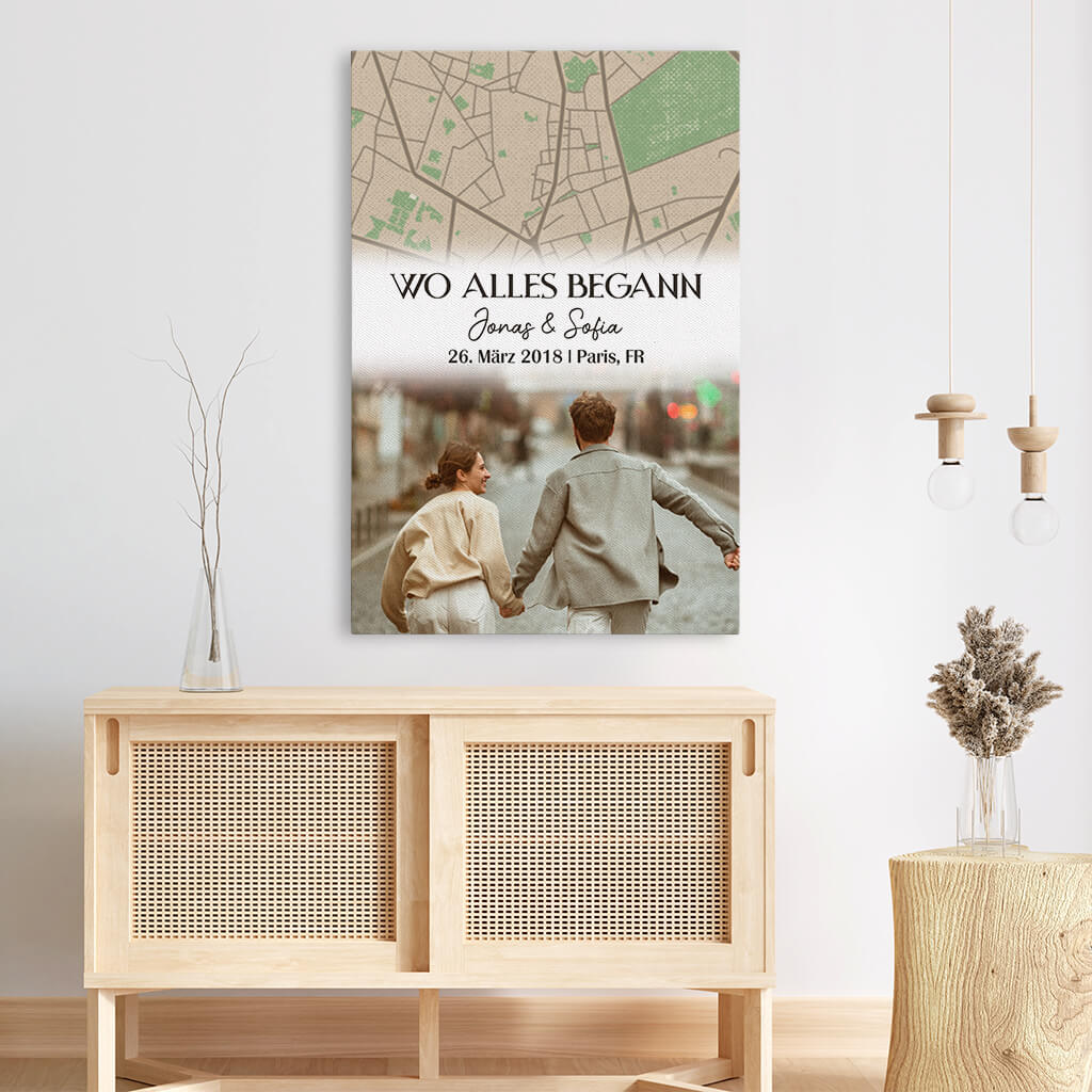 3714CGE3 wo alles begann  personalisierte leinwand mit foto und landkarte fur parchen