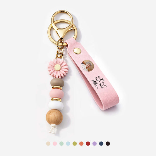 4289MGE1 du bist nie allein personalisierte trauergeschenke  uv druck daisy schlusselanhanger perlen mit foto 4289mjtq5a