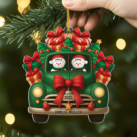 6492OGE2 familie im auto weihnachtsschmuck personalisiert_ 6492O8PMI