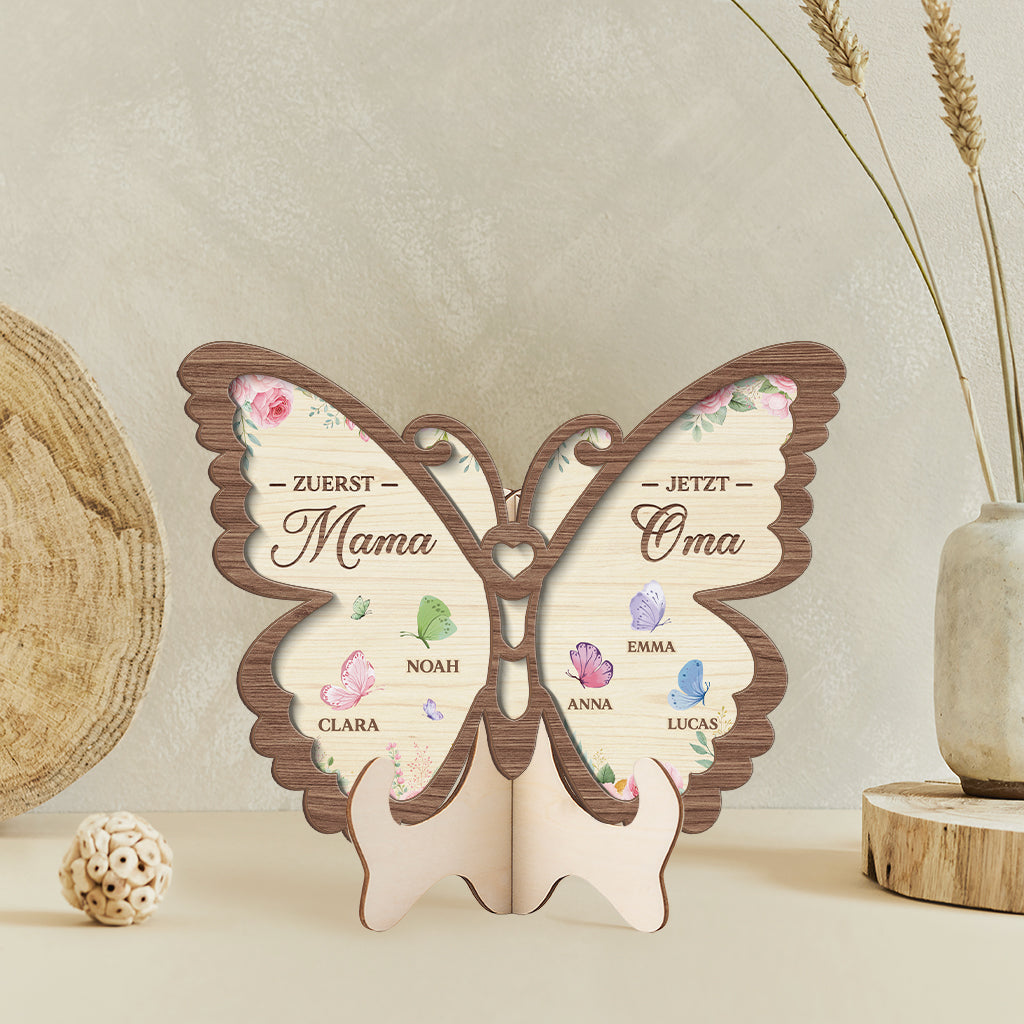 7730QGE2 erst mama jetzt oma personalisiertes geschenk  holzaufsteller mamaoma schmetterlinge 7730qspza