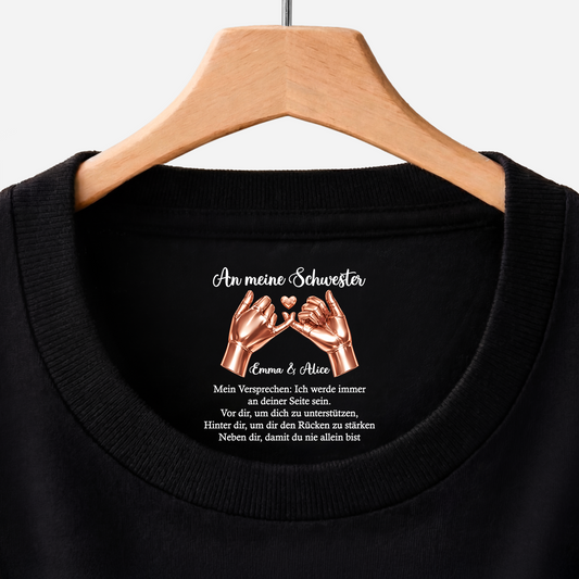 9067AGE1 du bist niemals alleine personalisiertes geschenk  schwarzes t shirt nackenlabel drucken tochter freundin 9067aa6epa